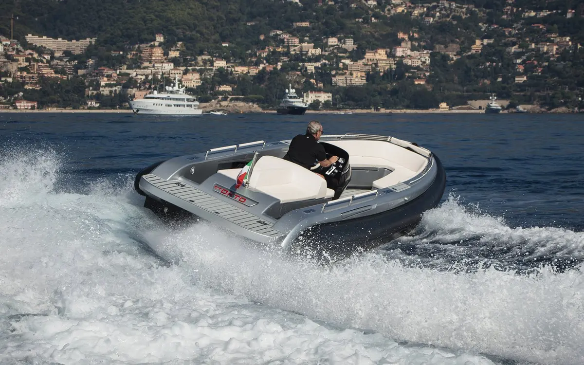 Dariel 7.5m, main deck — Ibiza Yachts Hire, Ibiza