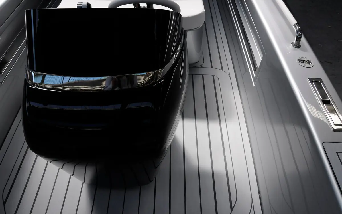Dariel 7.5m, aft deck — Ibiza Yachts Hire, Ibiza