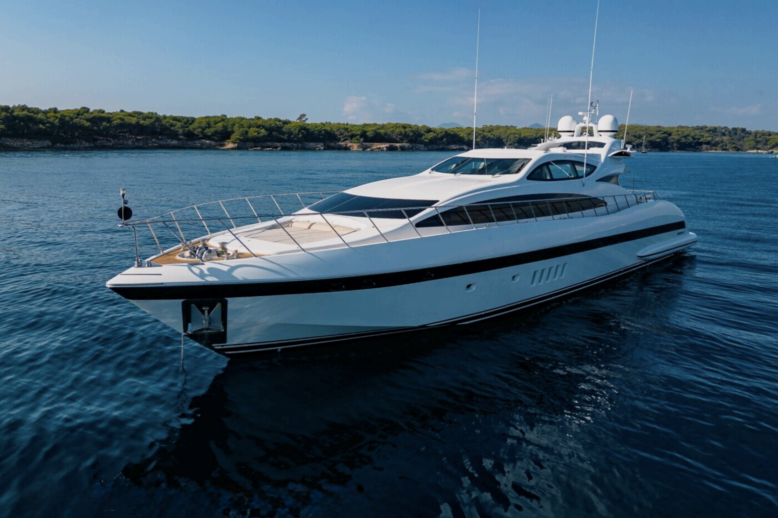 Mangusta 105